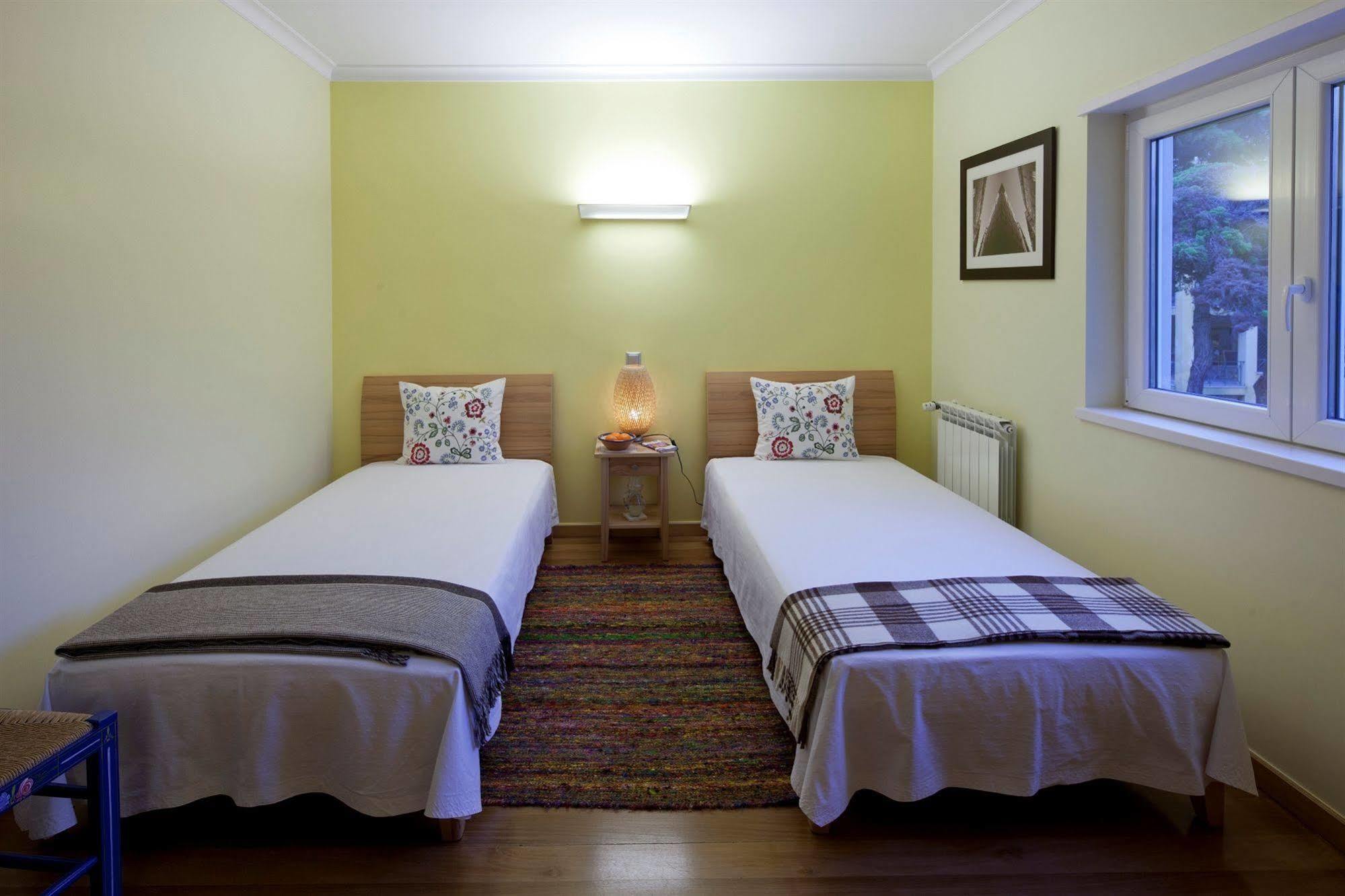 Dolce Vita Guesthouse Ештуріл Екстер'єр фото